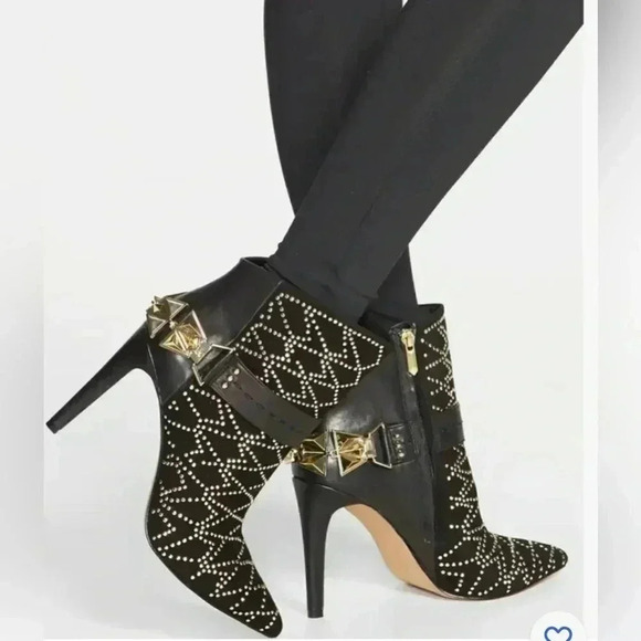 Sam Edelman | ladies Mila studded bootie shoe. Size: 8M - Picture 15 of 15